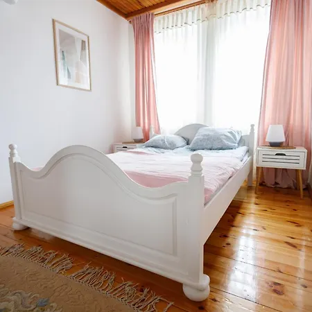 Apartament Miriada 16/14 *